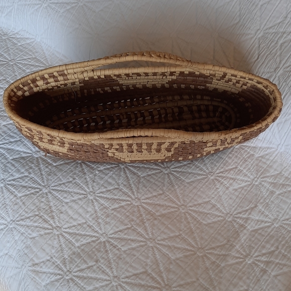 Natural woven purse - Picture 2 of 4